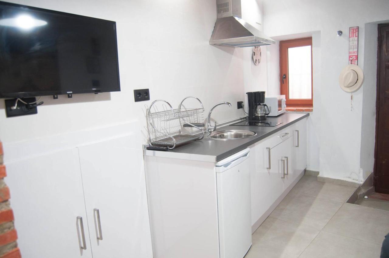 Caleros 8 Estudio - Apartamentos De La Parte Antigua De Caces 外观 照片